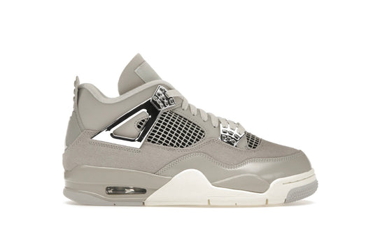 Air Jordan 4 Frozen Moments